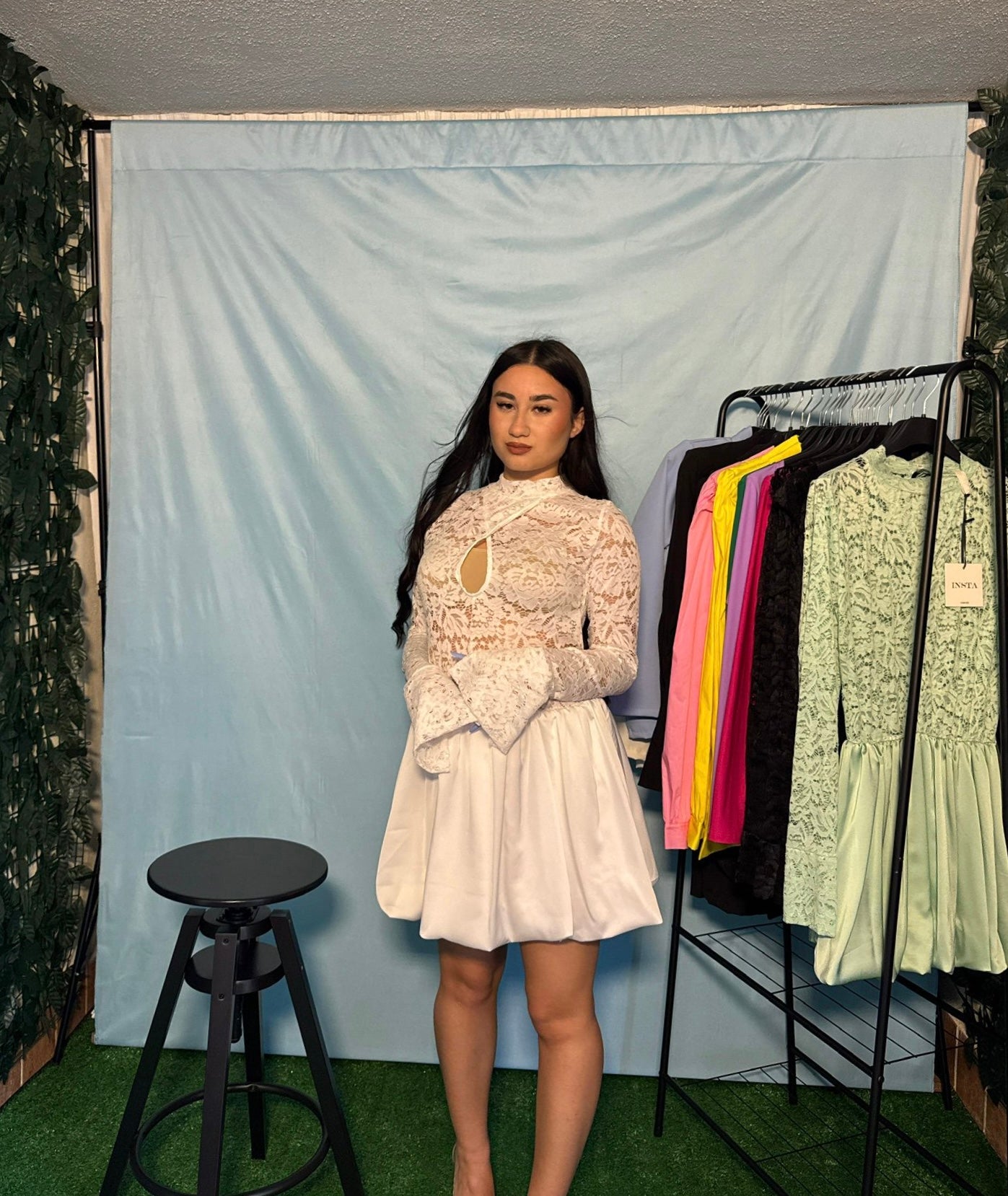 DRESS CANVAS