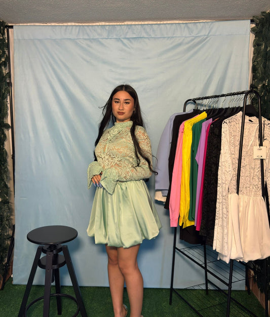 DRESS CANVAS